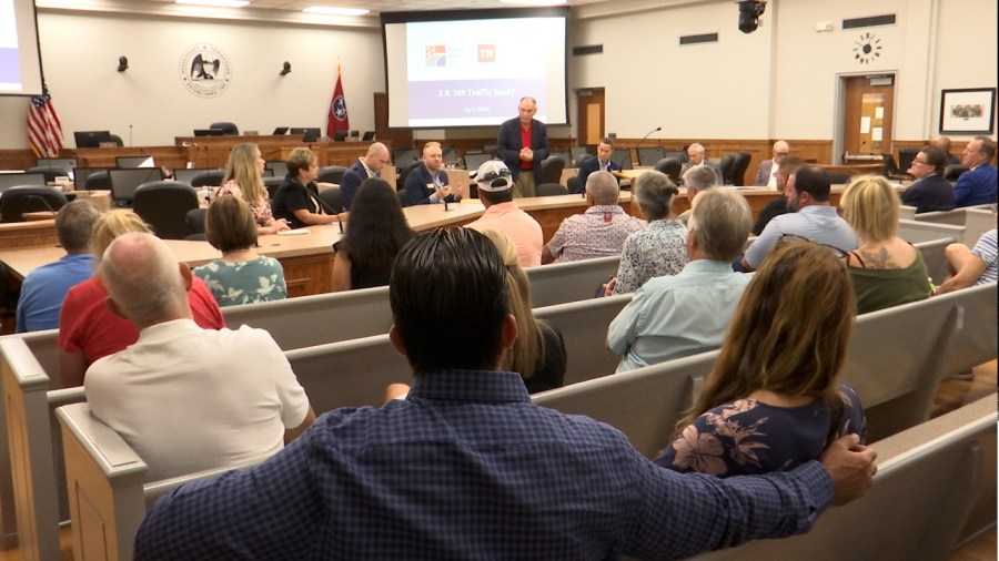 Town hall held in Wilson County to discuss problematic Highway 109 [Video]