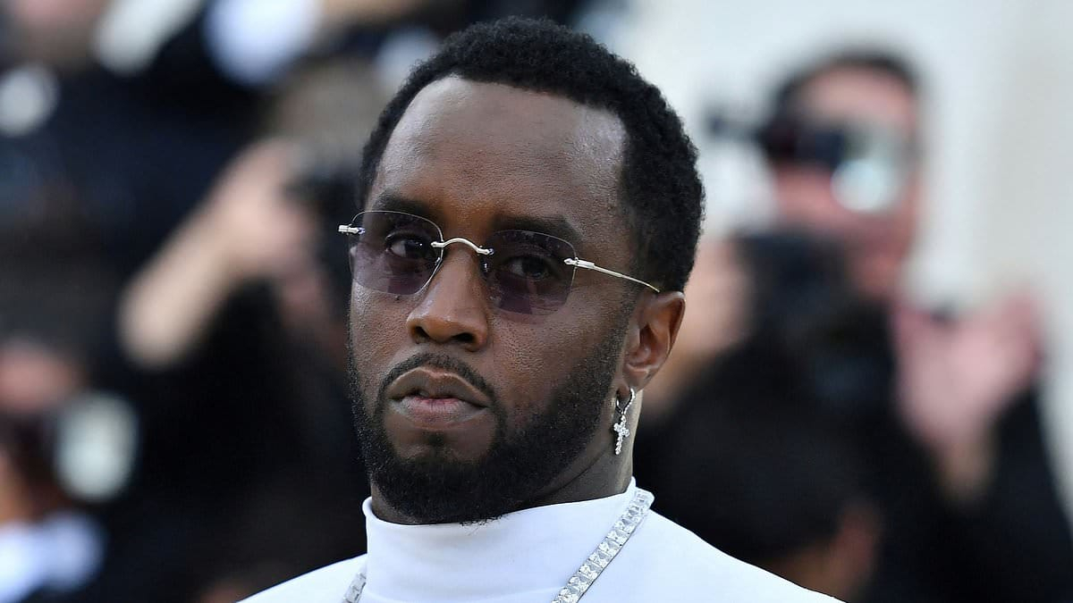 Shocking! Abuse Hotline Explodes with 12,000 Calls in 24 Hours, Leading to 120 Lawsuits Against Sean “Diddy” Combs [Video]