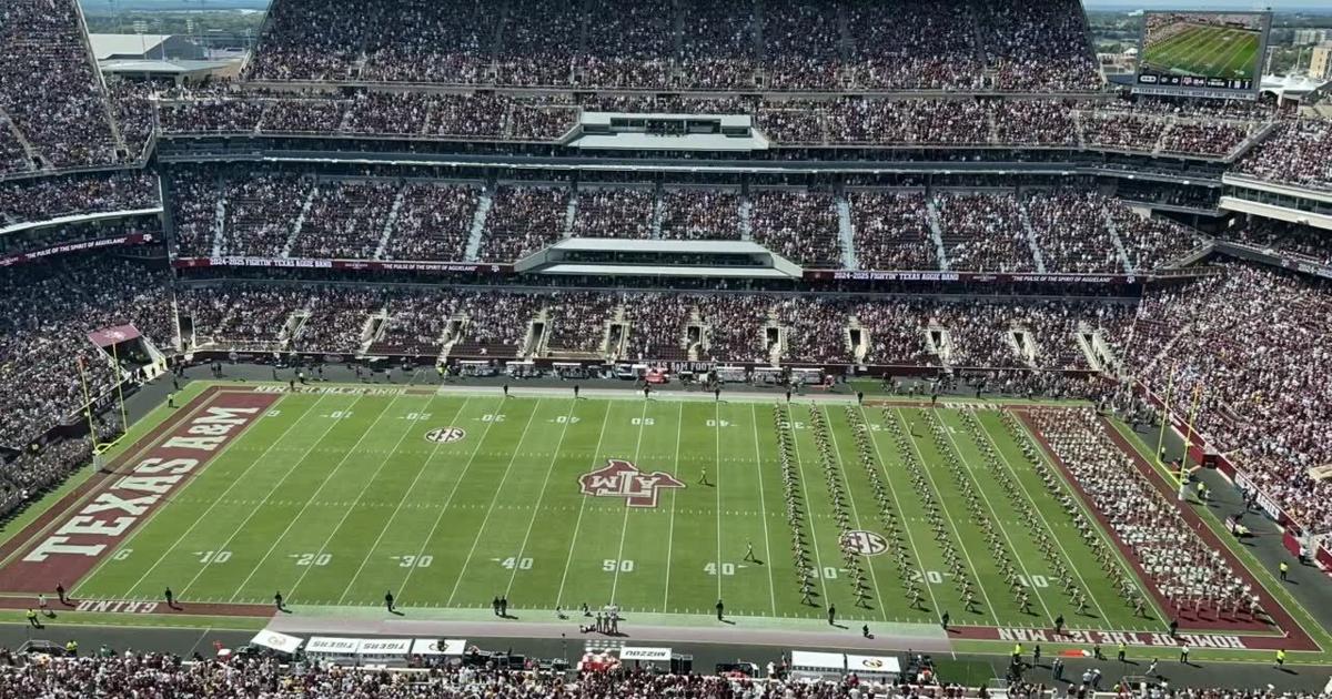 Time-lapse of Aggie Bands halftime show vs. Missouri [Video]