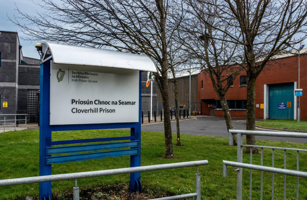 Man arrested over death of an inmate at Cloverhill Prison remains in Garda custody [Video]