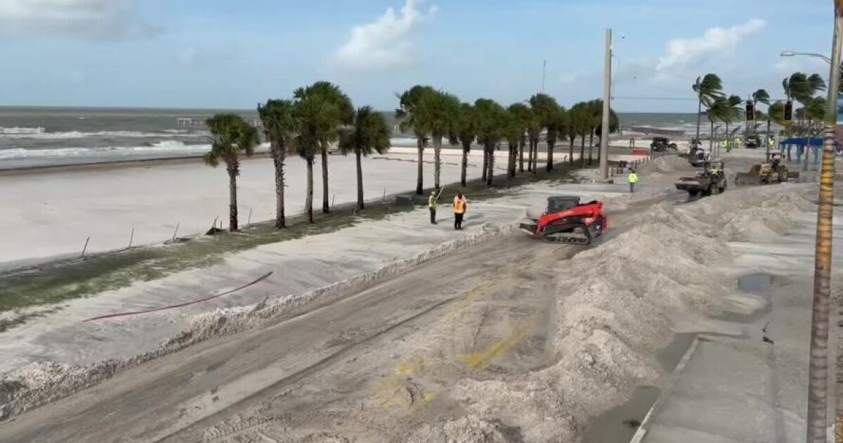 Fort Myers Beach issues mandatory evacuation for entire Island [Video]