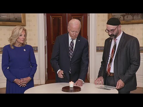 Biden marks October 7 anniversary with candle lighting [Video]