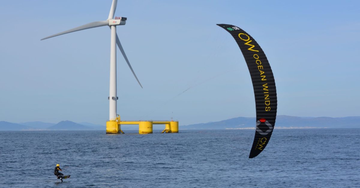 Worlds first semi-submersible floating offshore wind farm still smashing its own power records [Video]