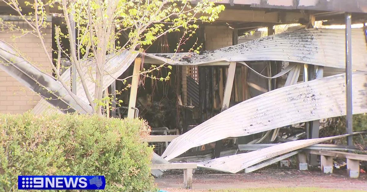 Girl, 13, arrested after ‘suspicious’ school fire in Geelong [Video]