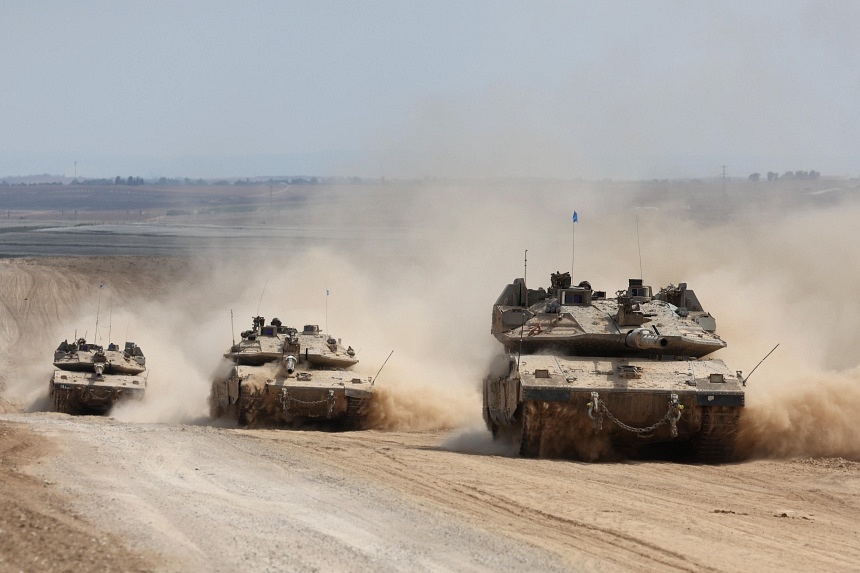 Jabalia in northern Gaza is being wiped out as Israeli tanks push deeper [Video]