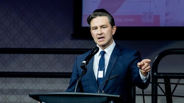 Poilievre blames Liberals for rising antisemitism in remarks at Oct. 7 commemoration ceremony [Video]