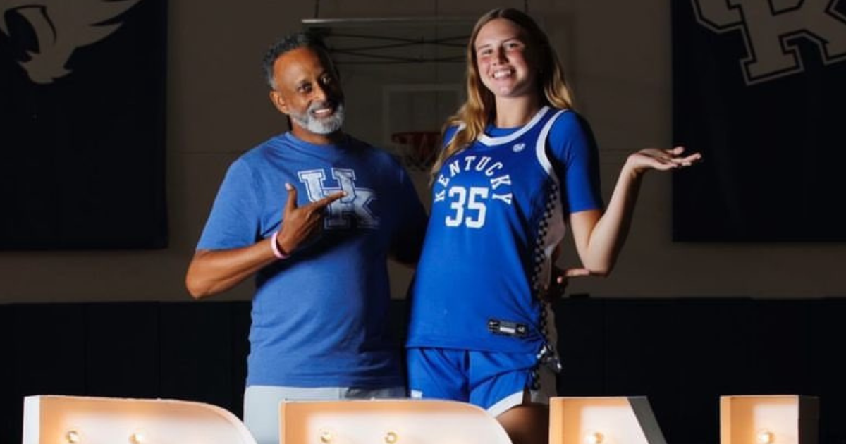 Kentucky WBB is one of seven schools that 2025 five-star wing Kaelyn Carroll is focusing on [Video]