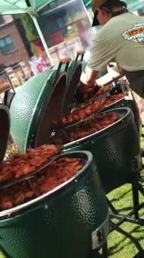 BIG GREEN EGG CELEBRATES 50TH ANNIVERSARY BY SETTING A GUINNESS WORLD RECORD AND SUPPORTING HURRICANE RELIEF [Video]