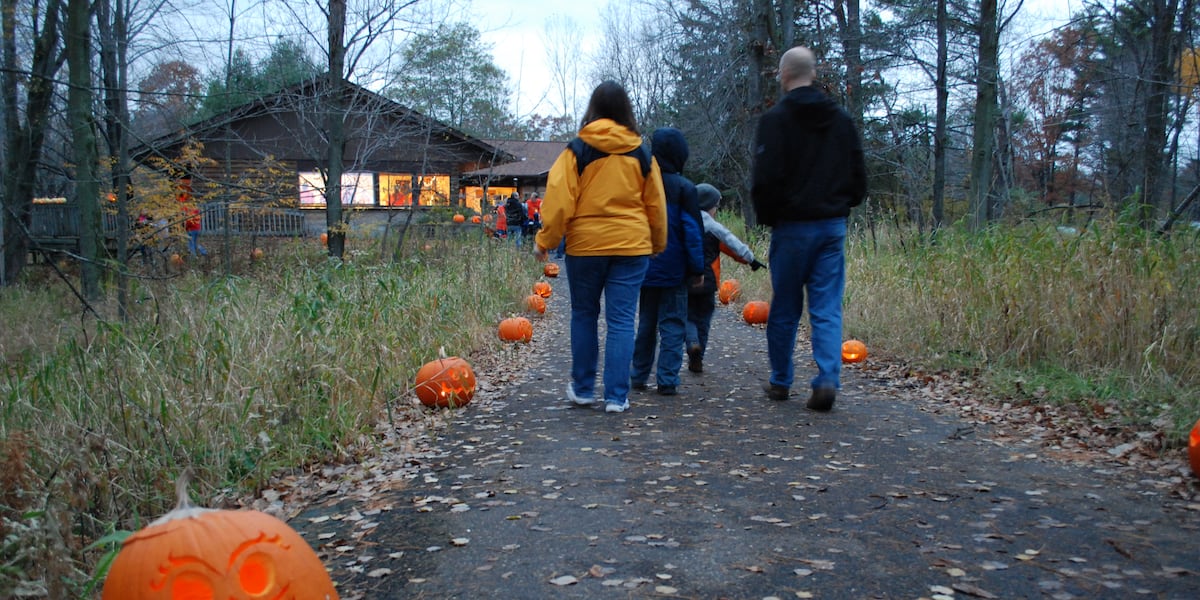 Wisconsin state parks and forests to host candlelight hikes this fall [Video]