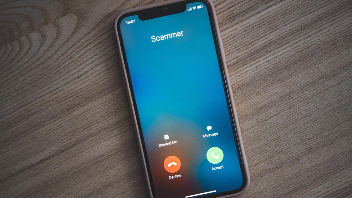 Scammers use AI, frantic calls to gain money [Video]