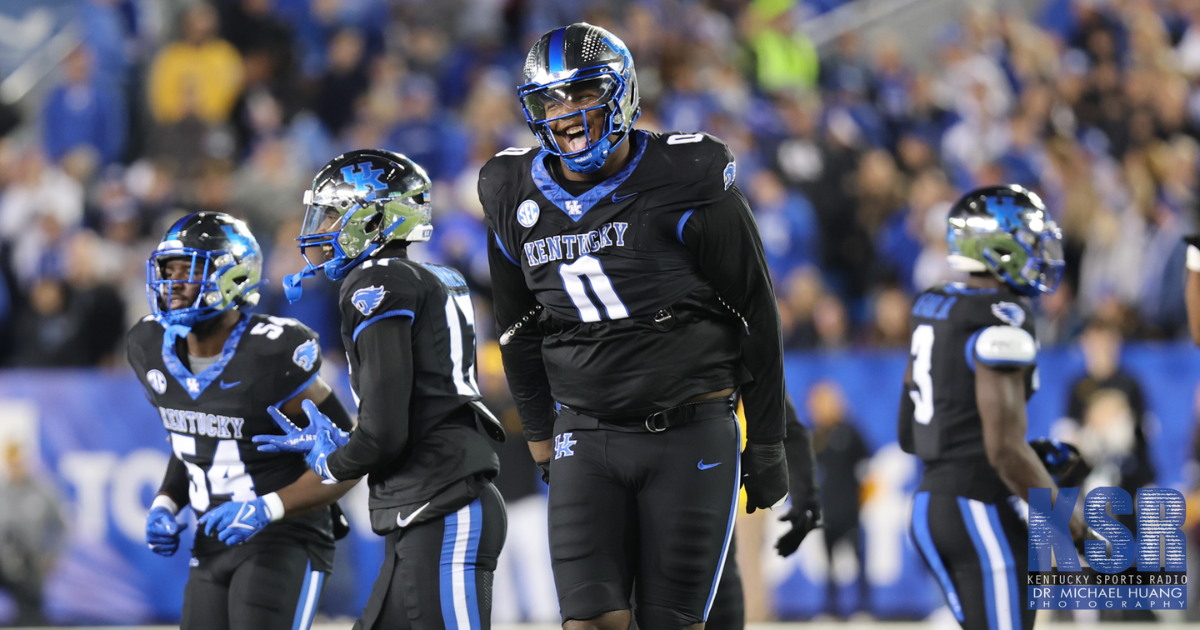 UK calls for fans to wear black for Kentucky vs. Vanderbilt [Video]