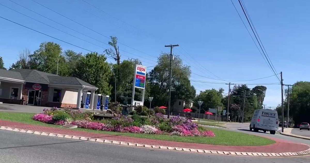 VDOT, Amherst town officials plan pedestrian upgrades near traffic circle [Video]