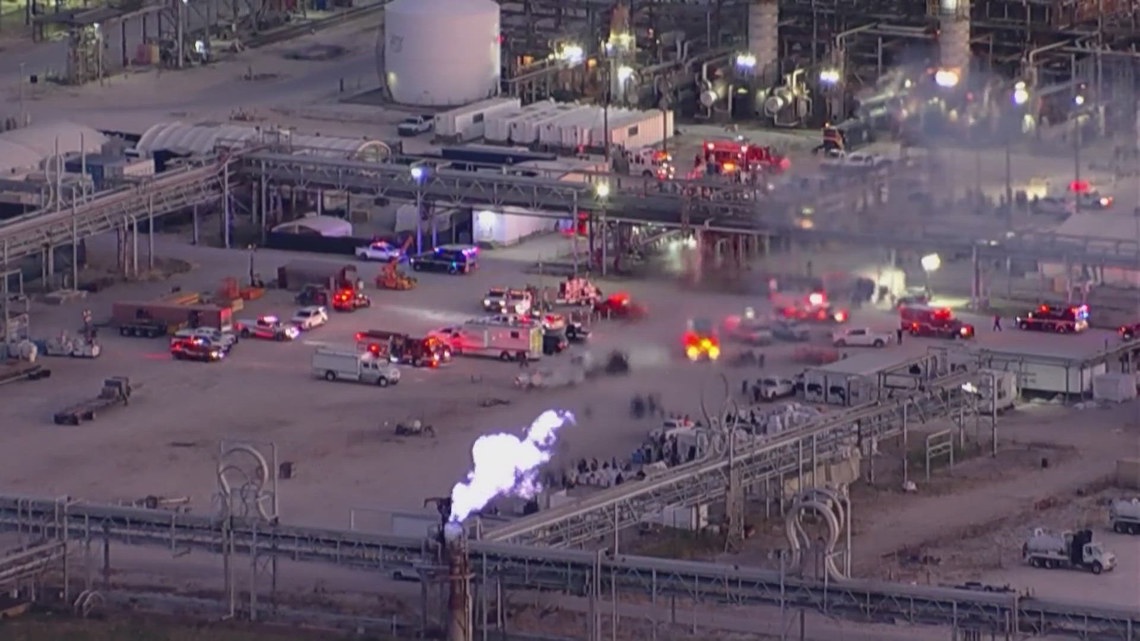 Two dead after incident at PEMEX Deer Park facility, sheriff says [Video]