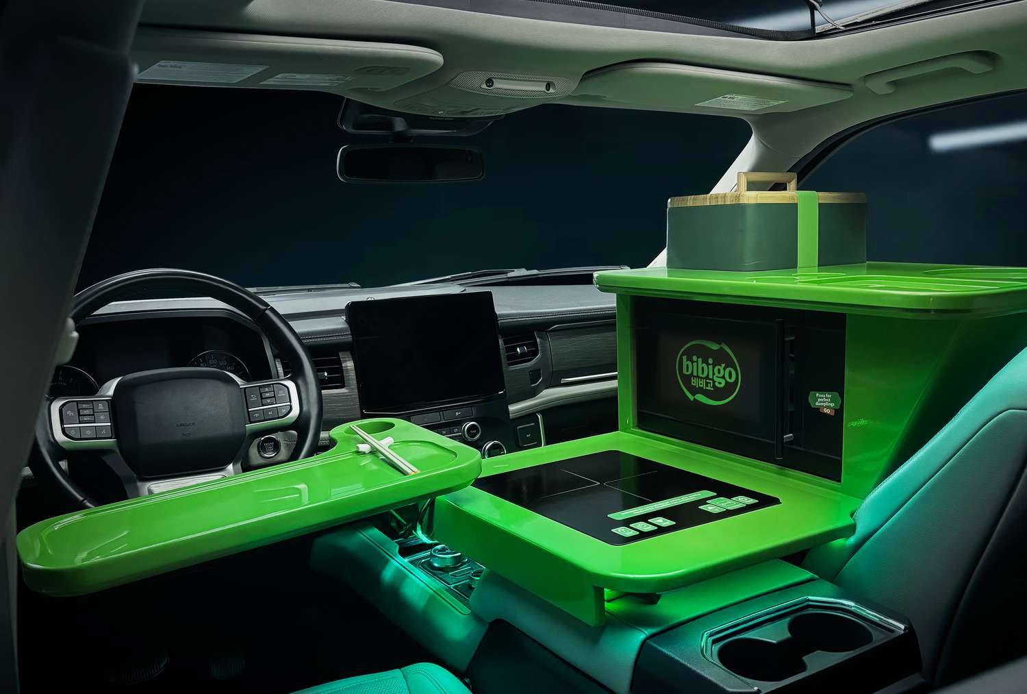 Bibigo’s ‘Dashboard Kitchen’ Is Perfect for Eating in Your Car [Video]