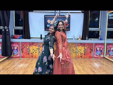 Kesariyo Rang | Easy Dance Steps For Beginners | Step2Step Dance Studio | Garba Dance 2024 [Video]