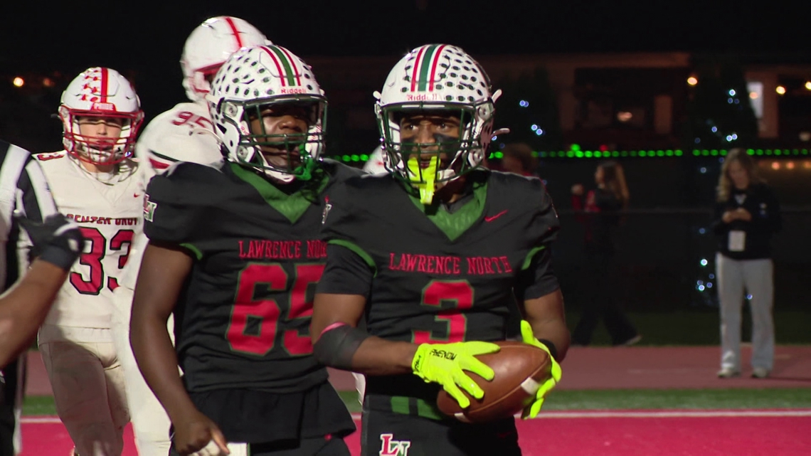 How the top-ranked IHSAA football teams fared in Week 8 [Video]