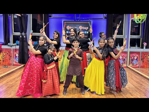 Udi Udi Jaye | Raees | Garba Dandiya Steps For Beginners | Easy Dance on Udi Udi Jaye [Video]