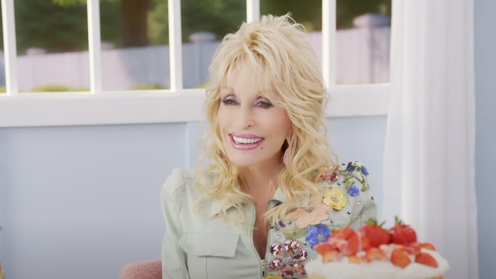 Dolly Parton Makes Substantial Donation to Hurricane Relief: “They’re My People” [Video]