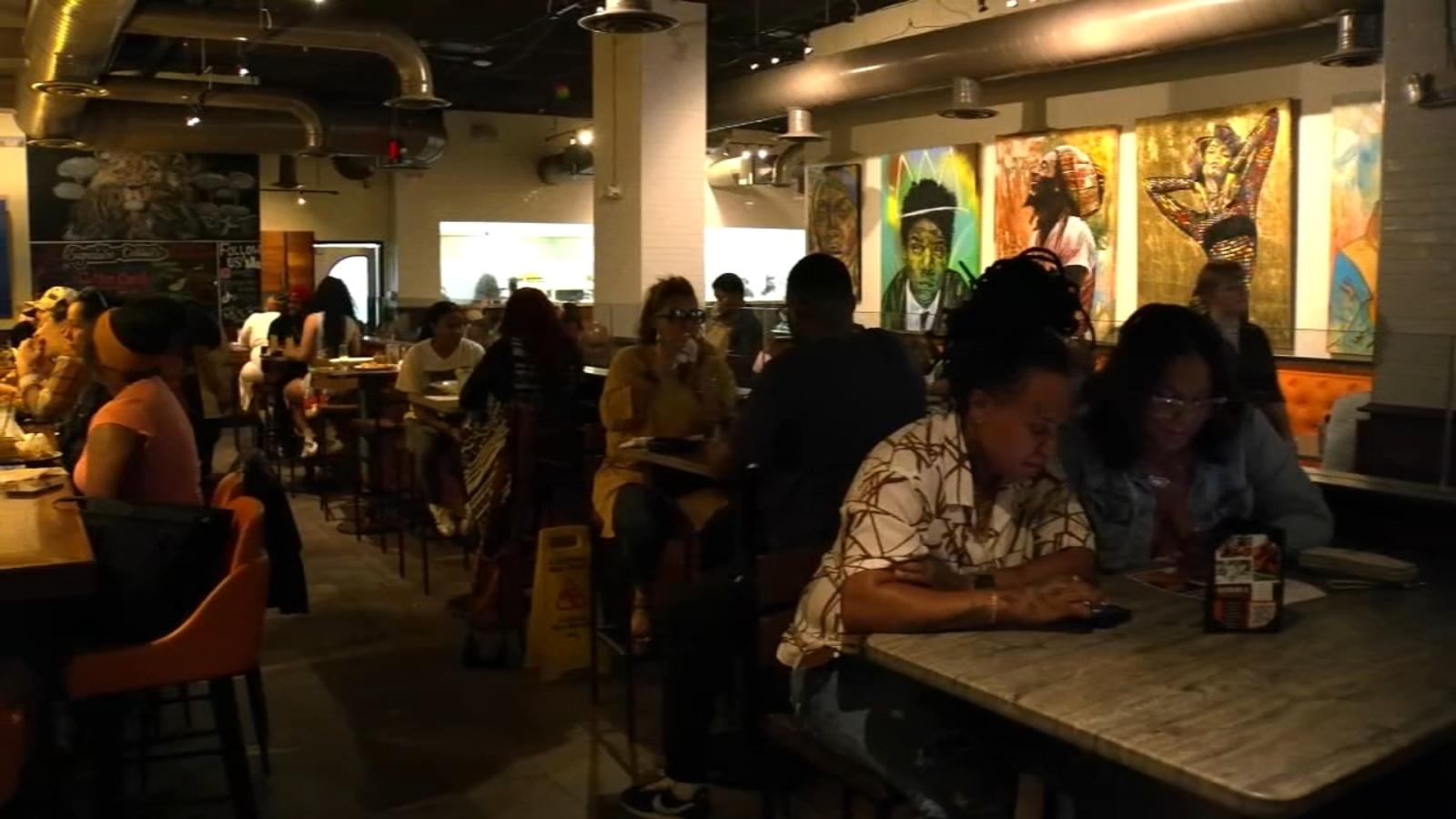 Raleigh Restaurant Week draws crowds to downtown, participating eateries see boost in business [Video]