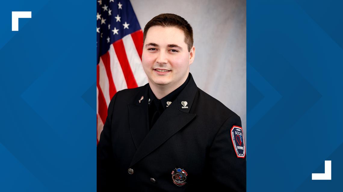 St. Charles County paramedic dies while on duty, district says [Video]