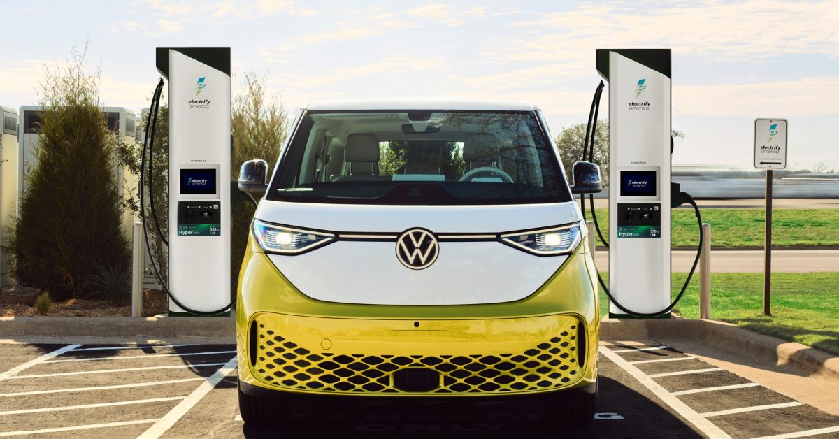 This is the 2025 VW ID. Buzz’s Electrify America charging package [Video]