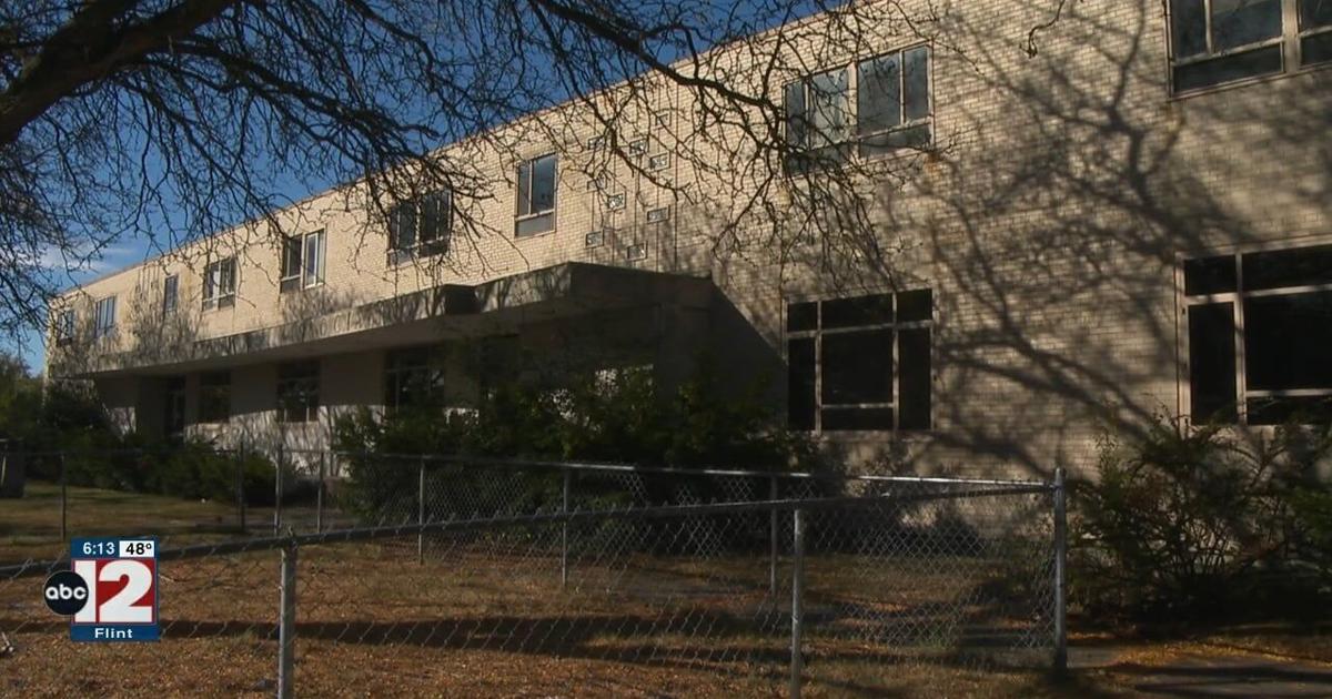 Bay City begins demolition for new housing project | Local [Video]