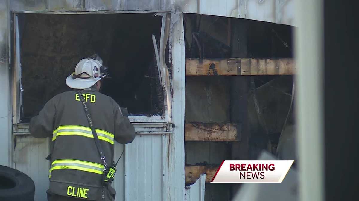 One dead after fire destroys autoshop [Video]