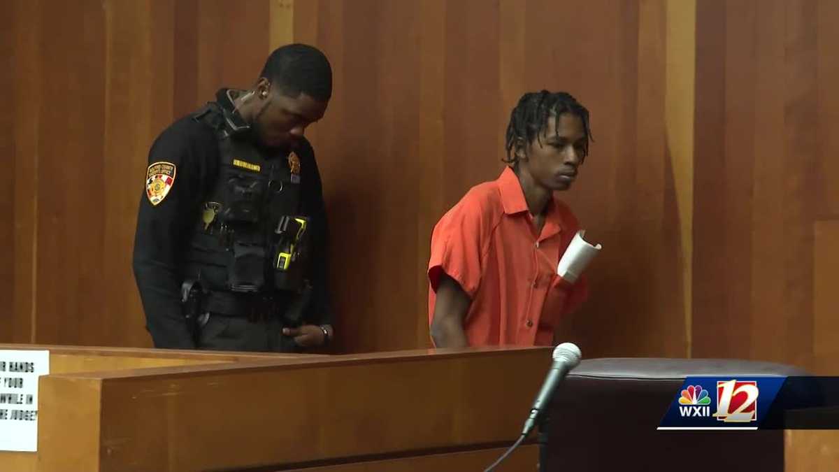 Man accused of shooting girlfriend appears in court [Video]