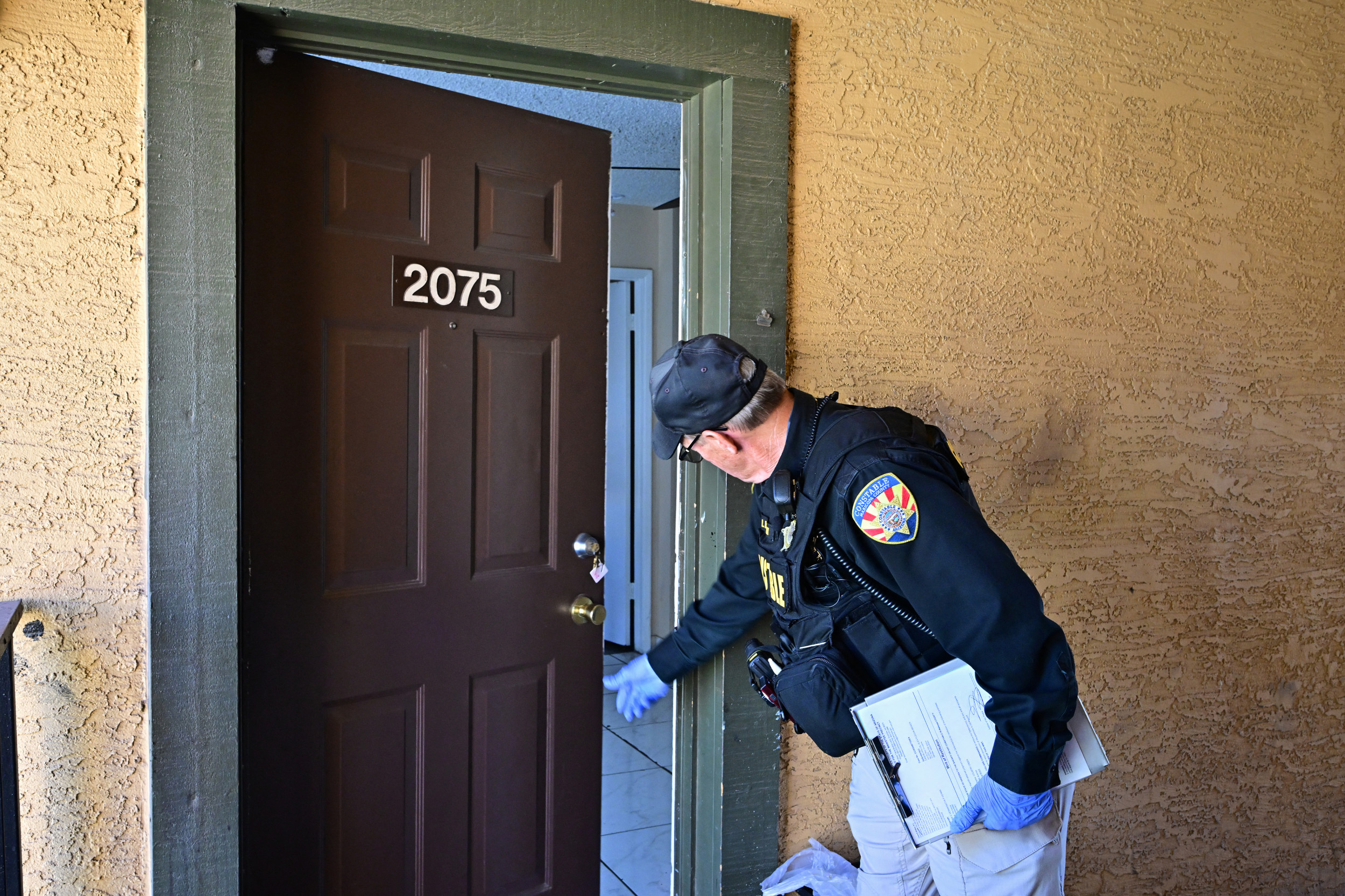 Arizona Sees Rise in Squatters Taking Over Homes [Video]