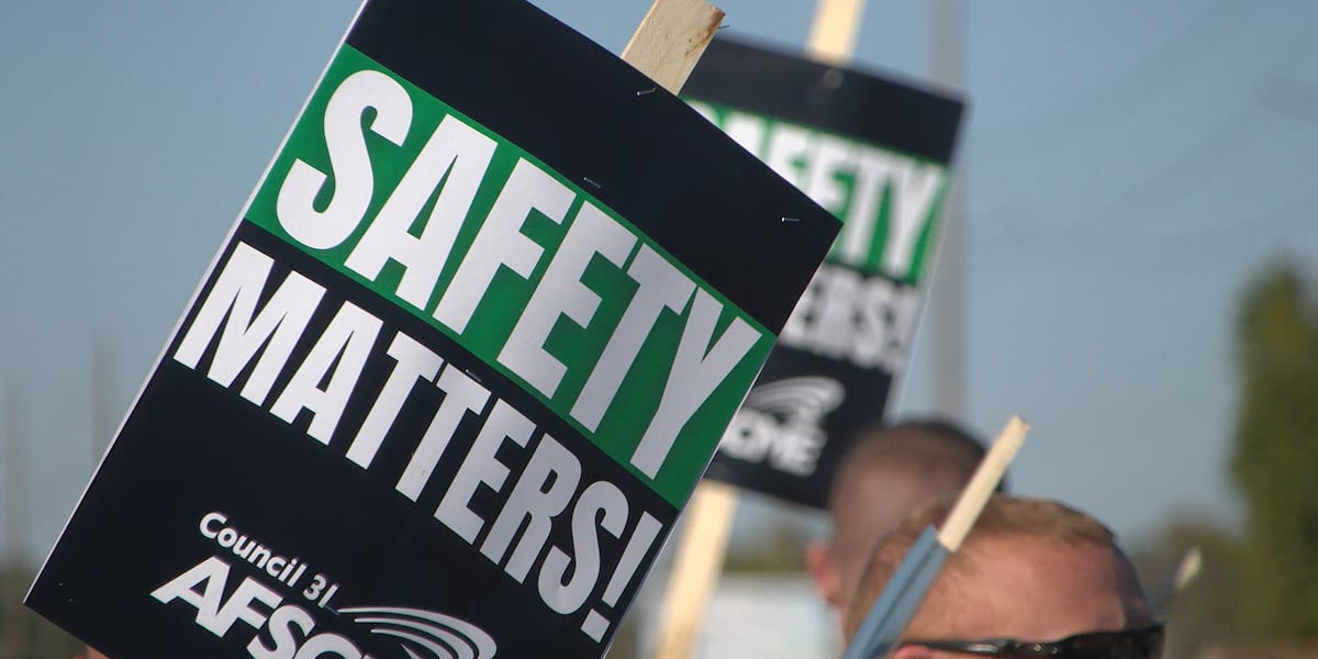 State prison employees take to the picket lines to stop drug smuggling [Video]