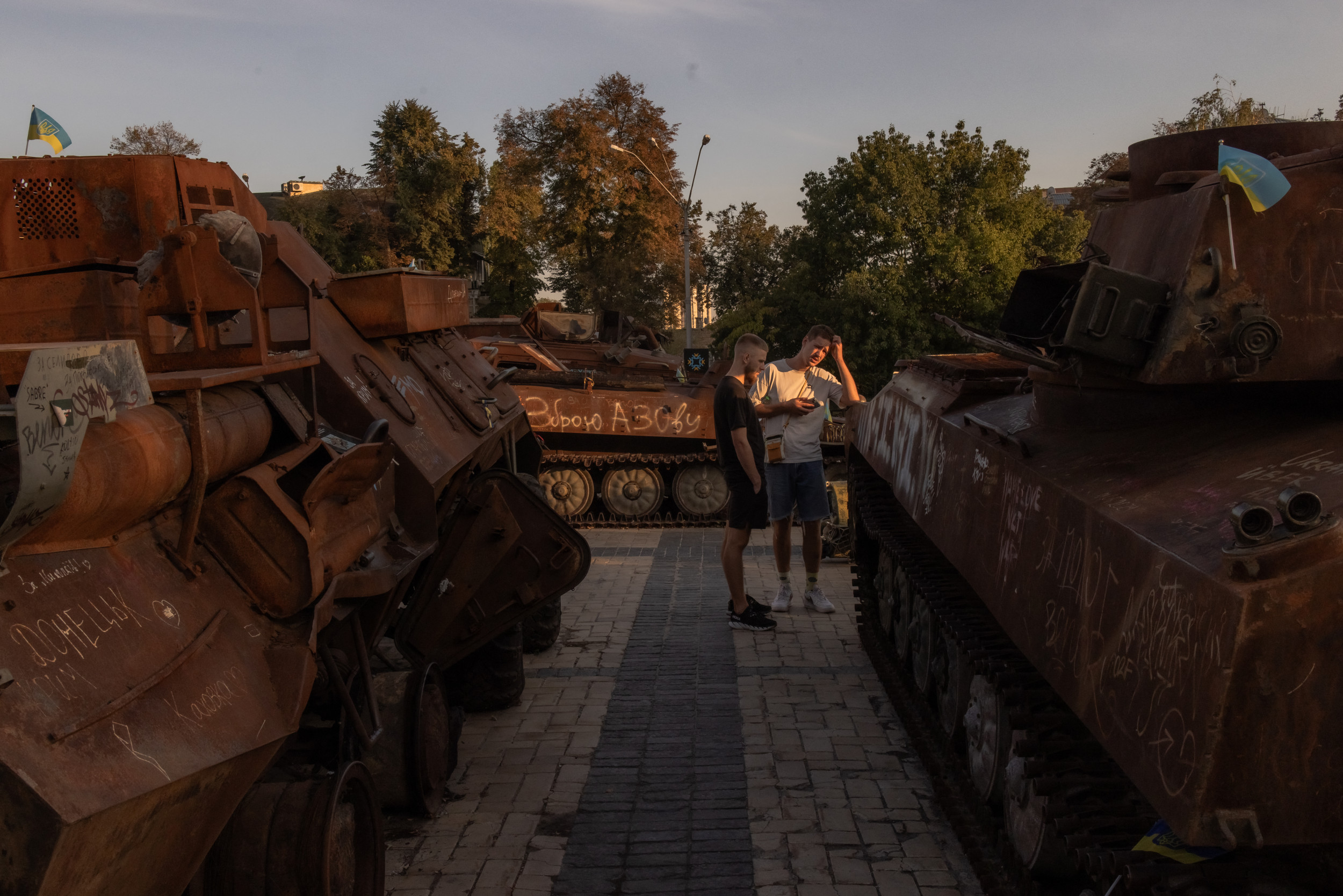 Ukraine Gets Leopard Tank Boost From NATO Allies [Video]