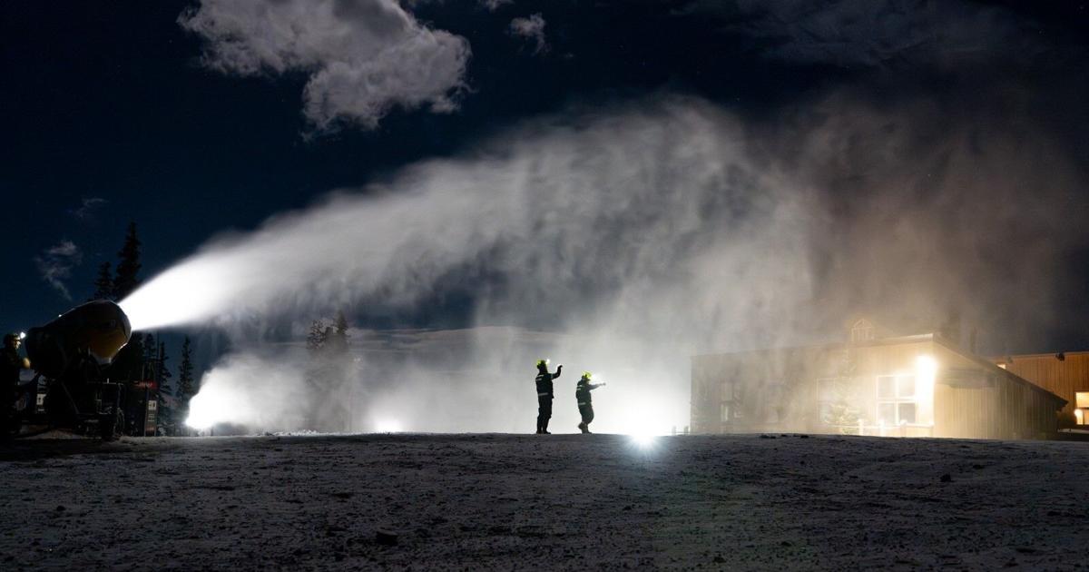 Snowmaking kicks off at several Colorado resorts ahead of wintery weekend [Video]