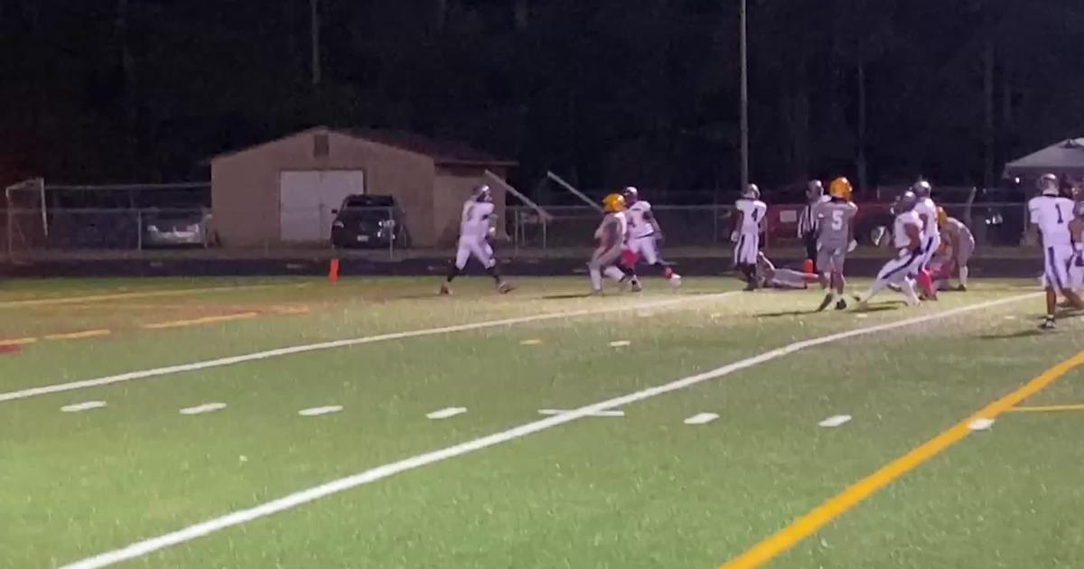 Harry Dalton rushing touchdown for Dinwiddie high school football in 56-12 win over Petersburg [Video]