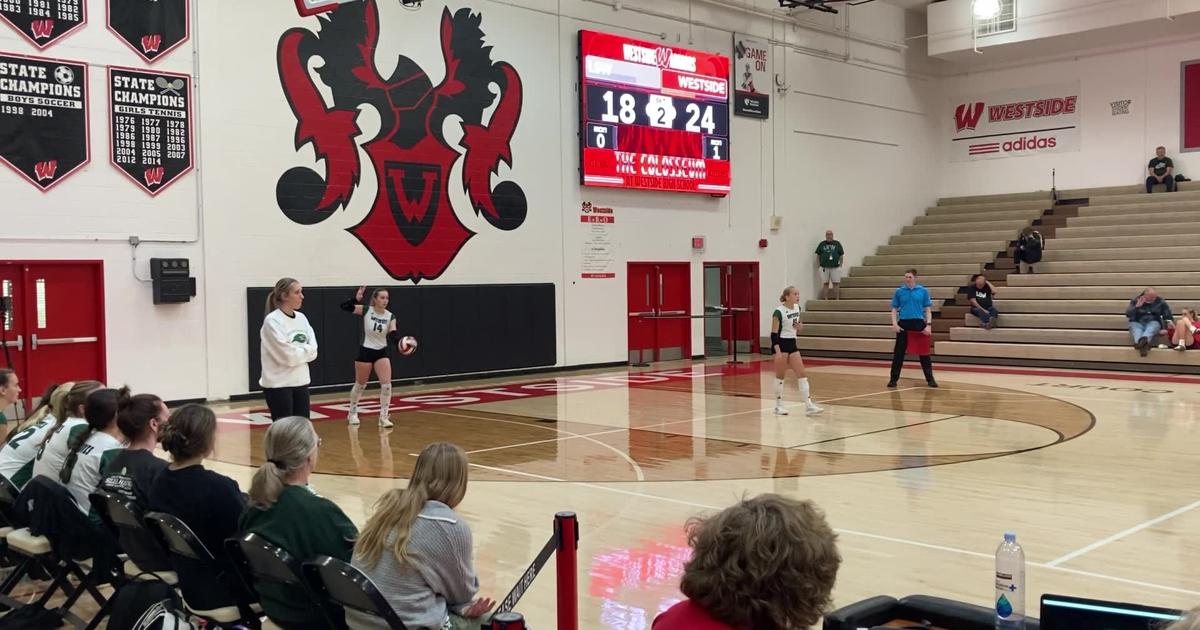 Final point of Omaha Westside’s win over Lincoln Southwest for the Westside Invitational title [Video]