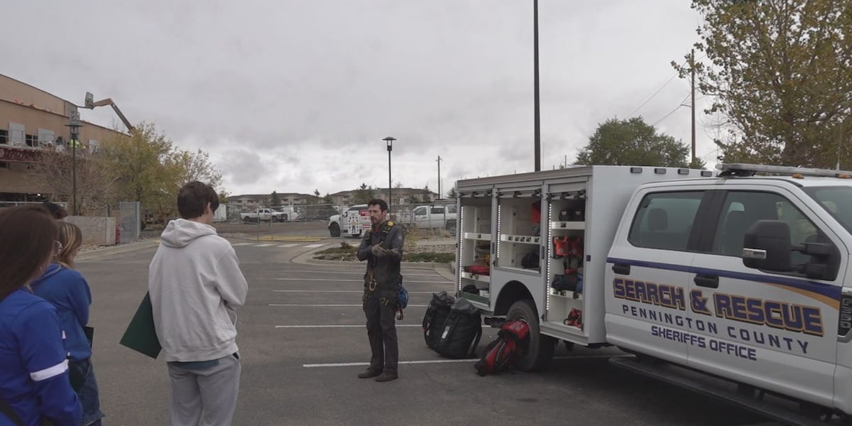 Rapid City high schoolers take advantage of career connections event [Video]