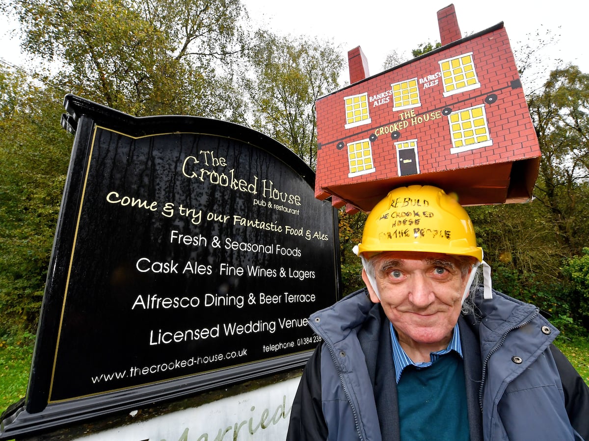 Watch: Crooked House superfan tells of his plans to create a film about the historic Black Country pub [Video]