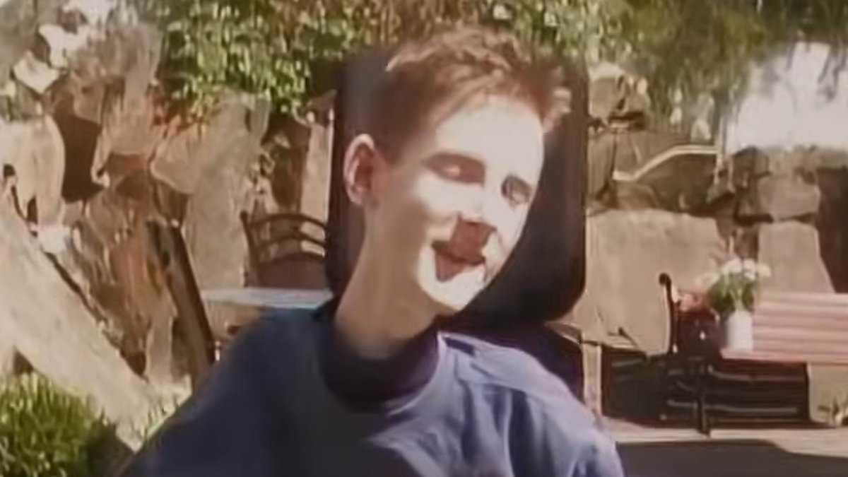 Revealed: Poignant diary of disabled man who used World of Warcraft to escape his wheelchair life before dying [Video]