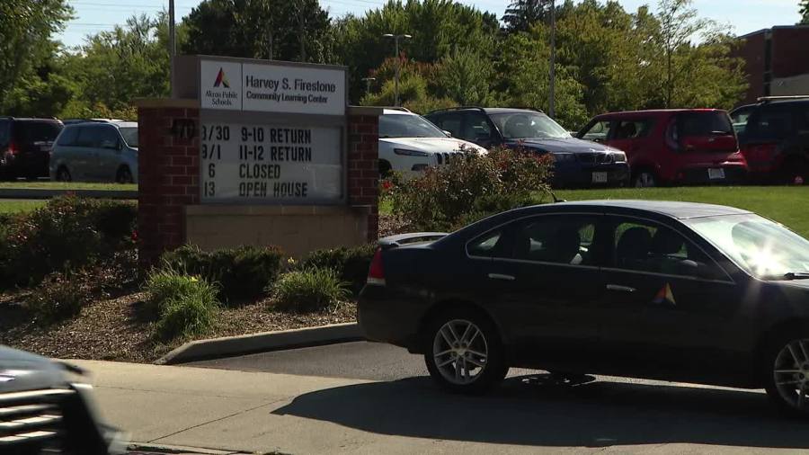 Officer punched student in the head at high school: Mayor [Video]