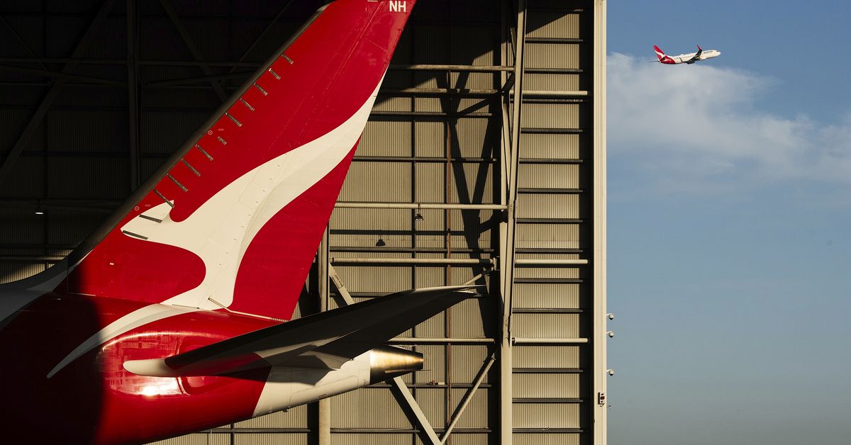 Qantas engineers hold snap 24-hour strike amid pay dispute [Video]