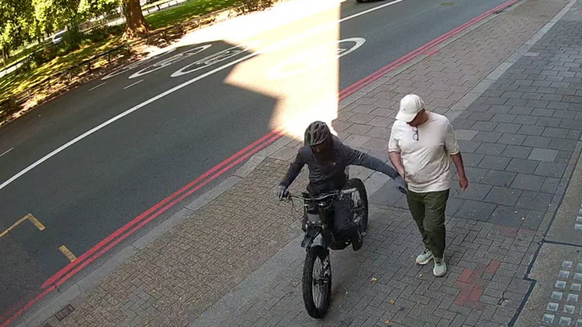 Sadiq Khan hails new Google software that makes mobiles completely useless to moped-riding thieves – as critics say London mayor must do more [Video]