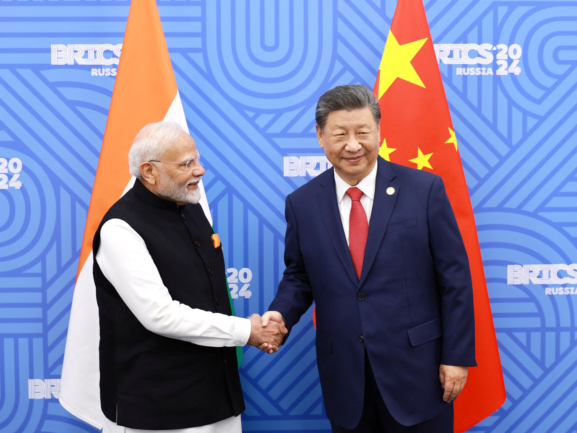 Chinas Xi and Indias Modi meet after border accord between two countries | Border Disputes News [Video]