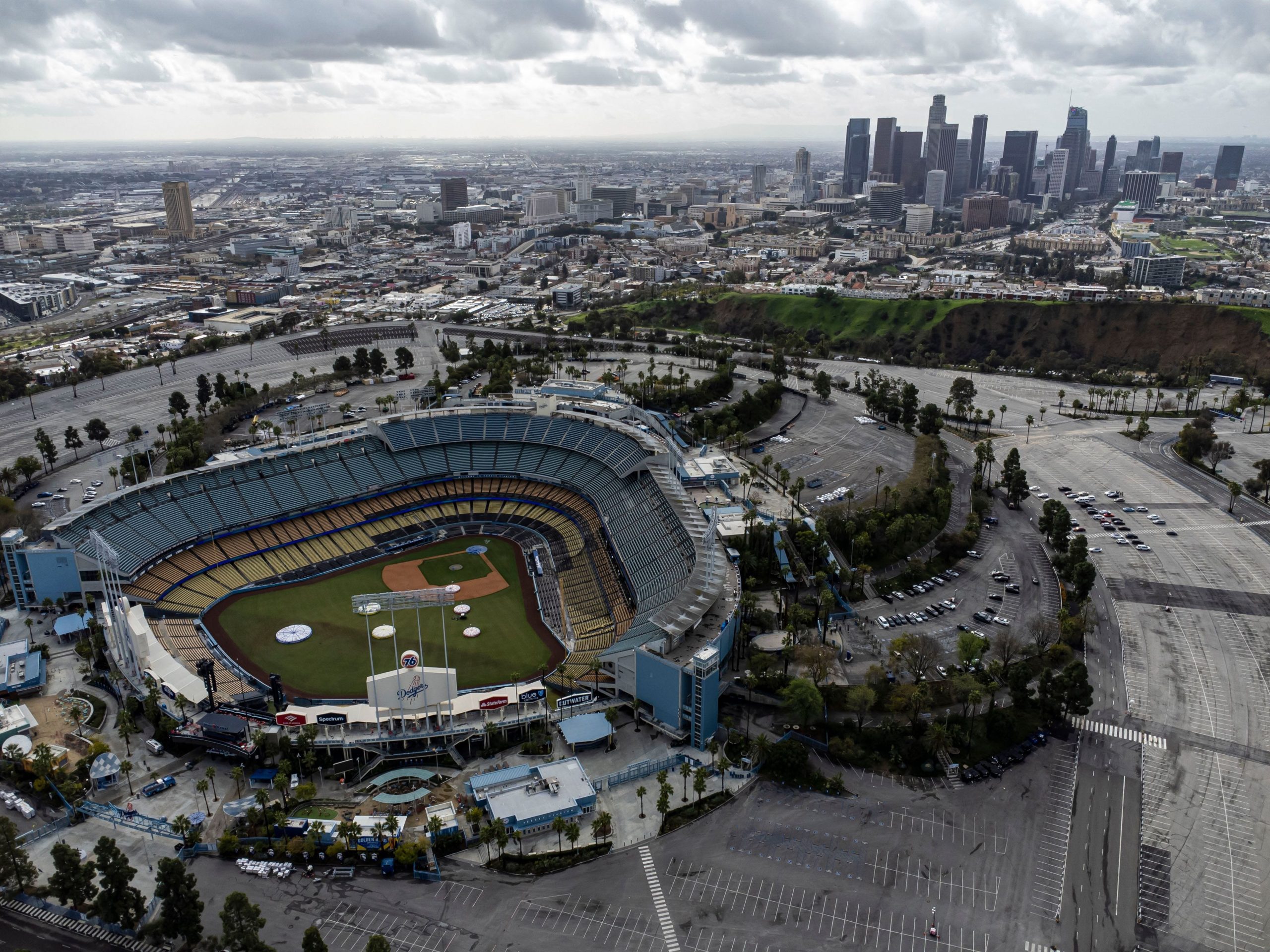 LAPD prepared for an event-filled Friday in L.A. [Video]