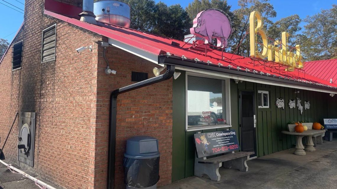 Fire closes iconic Shelby BBQ restaurant until further notice [Video]