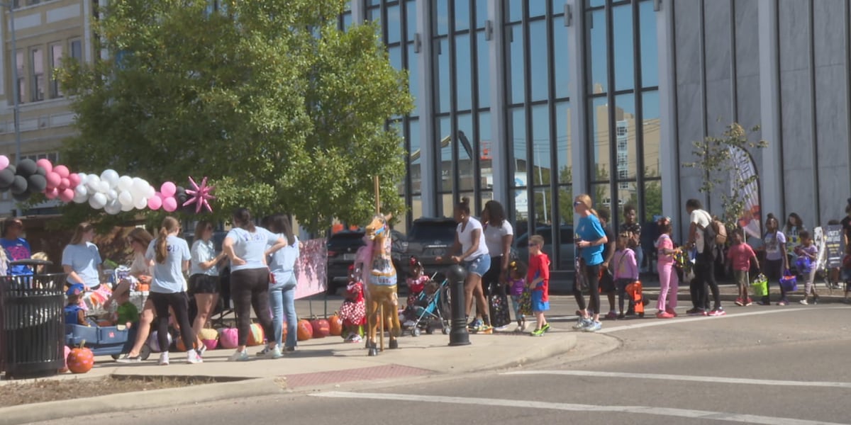 This event took place from 1 pm until 4 pm, as businesses downtown gave out candy while gaining support from the community. [Video]