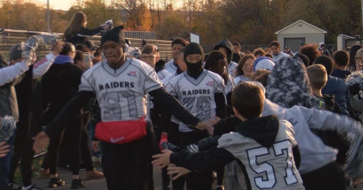 North Utica Raiders Get Rousing Send-off from Local Community | News [Video]