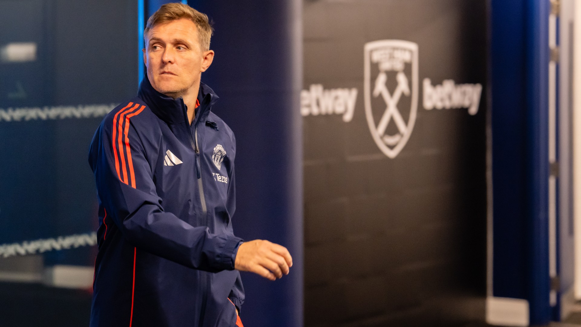 Man Utd coach Darren Fletcher in X-rated rant at West Ham penalty just two days after misconduct charge [Video]