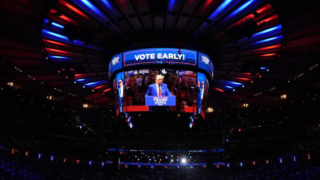 Trump’s Madison Square Garden event features insults [Video]