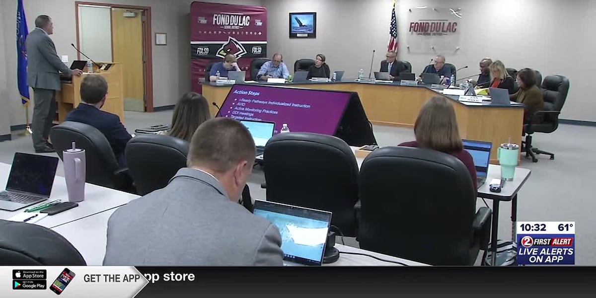 Fond du Lac superintendent faces backlash at school board meeting [Video]