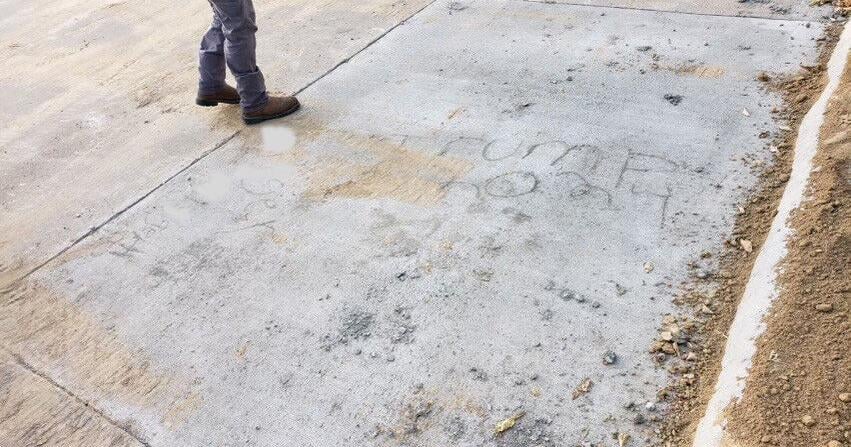 Sioux City NAACP denounces racial slurs found in wet cement [Video]