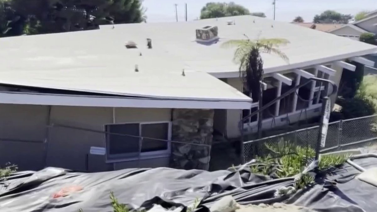 Rnacho Palos Verdes homeowners offered buyout due to landslide  NBC Los Angeles [Video]